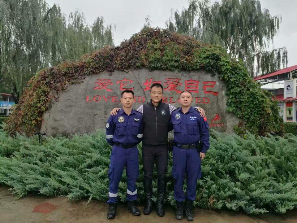 【宠爱视角】大爱助阵，小黑豹归来-2.jpeg