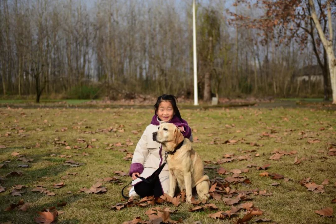南京警犬支队邀请小学生到基地和警犬互动，这才是爱狗正能量！-12.jpeg