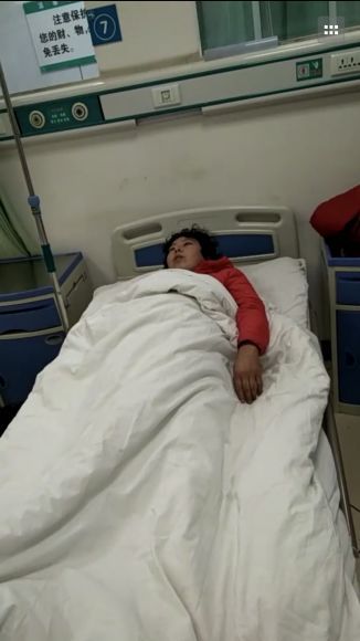 养了10多年的老金毛，为了遗弃它，用这样的方式，心寒...-8.jpeg