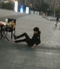 那些年汪星人犯下的二事...-11.gif