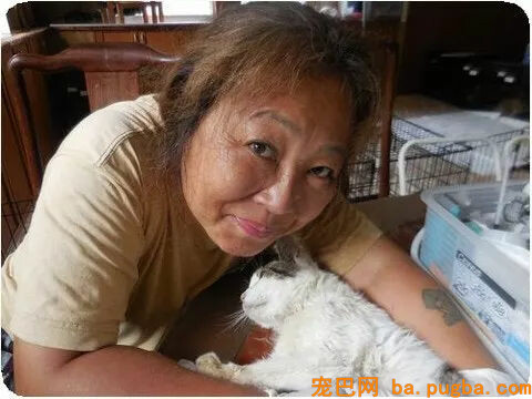 从地震中救出1400只狗狗的她，8年后重遇被救柴犬...-1.jpg
