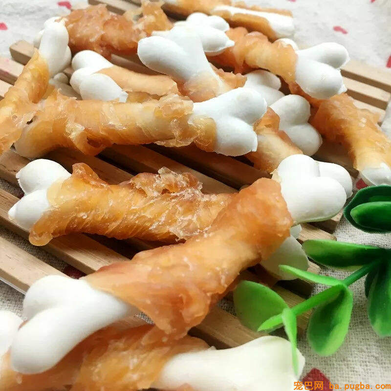 奶奶一家要吃饭，狗子竟然在旁边呲牙：不许动，都是我的！-9.jpg