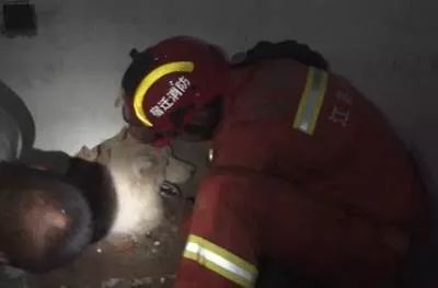 听说养萨摩的主人都哭了...被这货蠢哭的！-15.jpeg